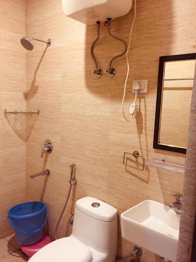 Hotel Golden Bliss At New Delhi Airport Extérieur photo