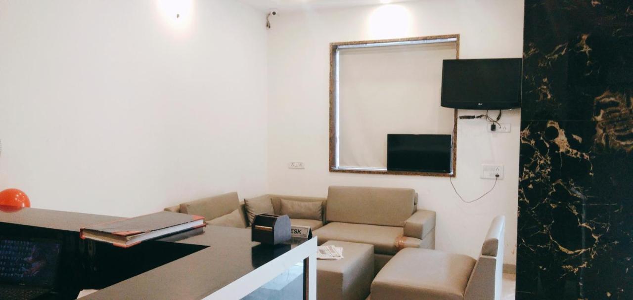 Hotel Golden Bliss At New Delhi Airport Extérieur photo